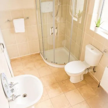 3-bed House In With Panoramic Hillside Se Clonmany
